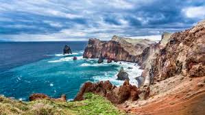 Sich nach der landung am flughafen testen zu lassen, ist aber nirgends vorgeschrieben. Madeira Erlaubt Einreise Fur Geimpfte Und Genesene Ohne Testpflicht