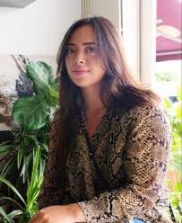 Okay, this is going to be a randomn part of this blog because i just love julia rais!! Biodata Tengku Puteri Ilisha Ameera