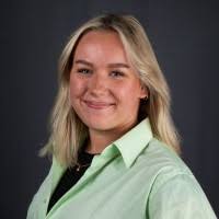 700+ "Stendahl" profiles