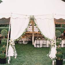 A small backyard wedding ensures that social distancing can safely occur, and it can make for a wonderfully intimate affair. Backyard Wedding Ideas 40 Ways To Say I Do In Your Backyard