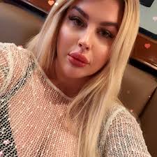 Where is the best place to get hair extensions in Fareham area please.  Reasonable priced. Home stylist suits me better if possible.