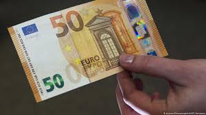 Noua bancnotă de 50 de euro intră, astăzi, oficial în circulaţie. CuriozitÄƒÈ›i Despre Bancnote Europa Dw 04 04 2017