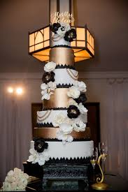 Black And White Glamorous Wedding Belle The Magazine White And Gold Wedding Cake Wedding Cake Topper Acrylic Wedding Cakes Vintage