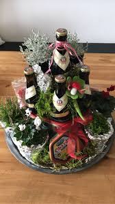 Biertorte Die 1 Zutaten 7 Flaschen Bier Abstandhalter 1 Glas Schweinshaxen Diverses Dekomaterial Geschenke Selbstgemachte Geschenke Geschenke Basteln