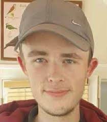 An Garda Síochána Missing Persons Gardaí are asking for the public's  assistance in tracing the whereabouts of Stephen Carroll-Roche (24 Years)  who is reported missing from Ballintemple, Cork, since Wednesday 12th  November