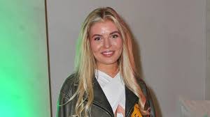Bauer sucht Frau"-Star Antonia Hemmer in heftigen Autounfall verwickelt -  BUNTE
