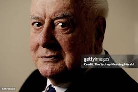 26 Stephen Whitlam Photos & High Res Pictures