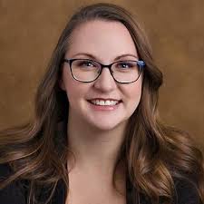 Erin Prater's Instagram, Twitter & Facebook