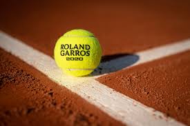 Arbitrul poate verifica urma coborand din scaun. EdiÅ£ia 2020 A Turneului De La Roland Garros Se Va Juca Cu Public In ArenÄƒ Rfi Mobile