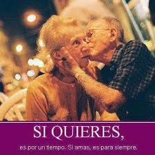 Si Senor El Verdadero Amor Dura Para Siempre Pareja Enamorada Fotografias De Amor Viejitos
