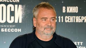 Luc besson nasce il 18 marzo del 1959 a parigi; Luc Besson Must Pay More Damages In Lockout Plagiarism Case Variety