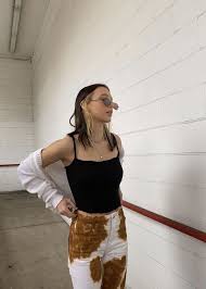 Emma Chamberlain Instagram In 2020 Hair Streaks Hair Color Streaks Aesthetic Hair