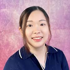 Becky Chan's Instagram, Twitter & Facebook