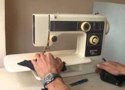 Lot detail vintage riccar sewing machine in maple veneer sewing table cabinet from. Riccar Sewing Machine Troubleshooting Fix And Repair Guide