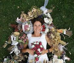 Bunga pengantin lagu mp3 download from lagump3downloads.net. Sudah Tangkap 46 Buket Bunga Pengantin Wanita Ini Masih Jomblo