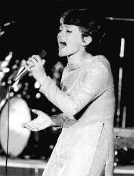 Rita ori filomena pavone, nota come rita pavone (torino, 23 agosto 1945) è una cantante, attrice e showgirl italiana naturalizzata svizzera. Rita Pavone Forum Das Wochenmagazin