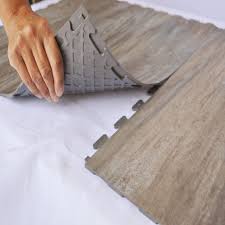 Perfection Floor Tile Wood Grains 6 Tiles 16 62 Sqft Per Cs Bordeaux Collection 5 Color Options Wood Grain Tile Luxury Vinyl Tile Easy Flooring