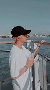 See more ideas about bts wallpaper, bts, bts lockscreen. Jin Wallpaper Tumblr 841047299144768994 Seokjin Bts Worldwide Handsome Kim Seokjin