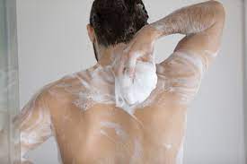Here's How to Avoid Dry Skin After a Shower | livestrong