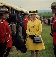 As the younger sister of prince charles, and older sibling to prince andrew and prince edward, the royal. Princess Anne In Real Life 65 Photos Of Princess Anne In The 1960s 70s
