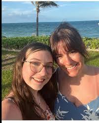 Cathy Cates's Instagram, Twitter & Facebook