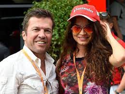 Die deklination des substantivs freundin ist im singular genitiv freundin und im plural nominativ freundinnen. Lothar Matthaus Und Die Frauen Stars