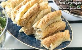 Kol Boregi Yemek Tarifi Yemek Yemek Tarifleri Sosisli Sandvic