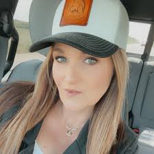 TRAFFIC ALERT: I-10 East Freeway inbound is shut down at Hwy 146 (near  Baytown) due to two-vehicle crash. If you have friends coming in from  Louisiana... give them a heads up! Read