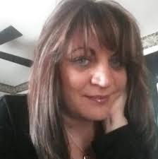 Anyone recognize these two men? Just trying to figure out why they'd be  knocking