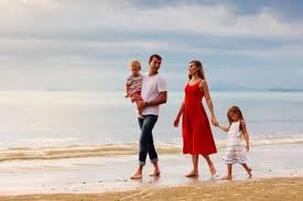 Перевод не получился по техническим причинам. Mother Daughter Beach Stock Photos And Images 123rf