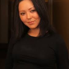 Lisa Yamanaka's Instagram, Twitter & Facebook