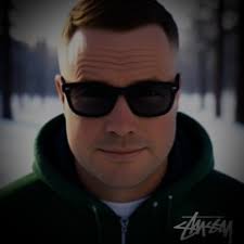 Stream 𝖫౿𝗈𐓣 'παθείν μαθεĩν' music