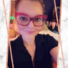 Taylor Swift's album release strategy and color meanings