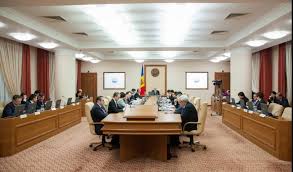 Lege functionari publici, functionari publici angajati privat. FuncÈ›ionarii Publici Cu Statut Special Din Cadrul Mai Vor Primi CompensaÈ›ii Pentru Plata Chiriei SpaÈ›iului Locativ