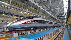 Nah, berikut adalah daftar tank paling canggih dan mematikan yang ia dilengkapi dengan sistem kontrol perang paling canggih sehingga banyak yang mengatakan k2 ini adalah pemburu tank paling mematikan di dunia. Gokil Kereta Super Cepat China Ini Melesat 620 Km Jam