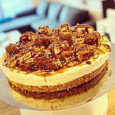 Für den boden werden eier, zucker und vanillezucker ca. Kinder Maxi King Torte Rezepte Chefkoch