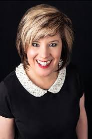 A Friday Night Lights Companion: Love, Loss, and Football in Dillon, Texas:  Wilson, Leah: 9781935618560: Amazon.com: Books