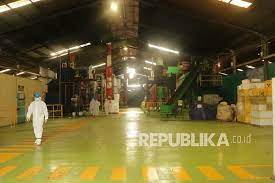 Maybe you would like to learn more about one of these? Menko Pmk Tinjau Pabrik Pengolahan Limbah Medis Mojokerto Republika Online