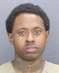 Chase, Kyle Damian LARCENY OF CREDIT CARD FRAUDULENT USE OF CREDIT  CARDS-USE MORE THAN 2 TIMES Bail: $1,000.00 UNLAWFUL POSSESS PERSONAL ID OF  ANOTHR