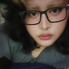 Both scissors were made by Maped, one is plain, the other is with Barbie  branding. You could see na nilagyan lang ng sticker ng Barbie yung isa.  Plain one costs 37php, while