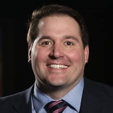 Andrew Batt's Instagram, Twitter & Facebook