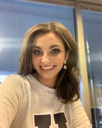 BreeOnna Springer Miss Pittsburgh Volunteer