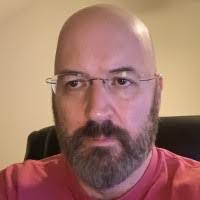 Dean Hutchins's Instagram, Twitter & Facebook