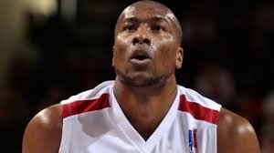 Un juzgado de Madrid investiga a Slaughter y Panko por presuntos pasaportes  falsos