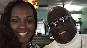 Vickie Foreman and Rodney Gray's Wedding Website