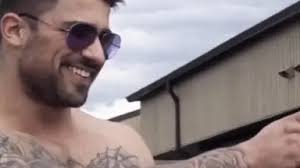 Ryan bones-哔哩哔哩_Bilibili