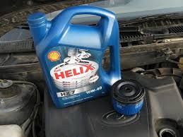 Motornoe Maslo Dlya Largusa Rekomendovannoe Proizvoditelem Vybiraem I Menyaem Maslo Dlya Dvigatelya Lada Largus Osobennosti Zameny Masla V Larguse