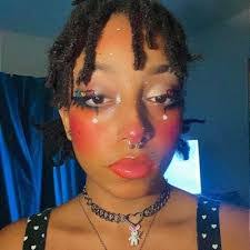 Lana Lay's Instagram, Twitter & Facebook