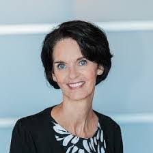 Edna Summerlin's Instagram, Twitter & Facebook