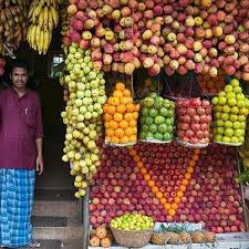 A Typical Fruit Shop In Kerala Trai Cay